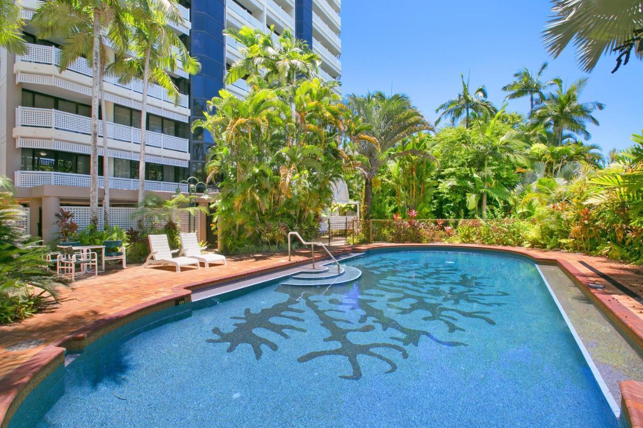 Cairns Luxury Seafront Apartment Exterior photo