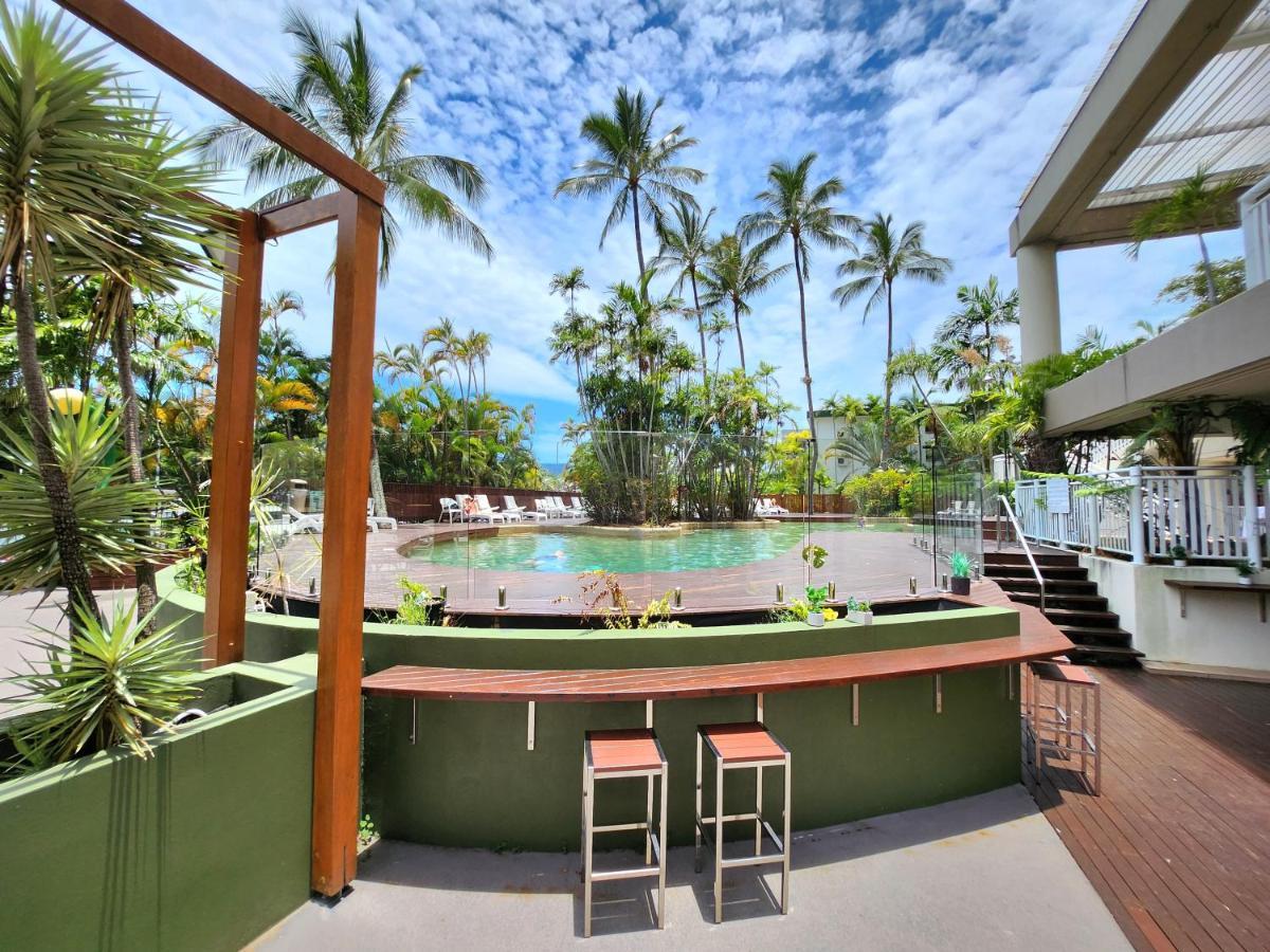 Cairns Luxury Seafront Apartment Exterior photo